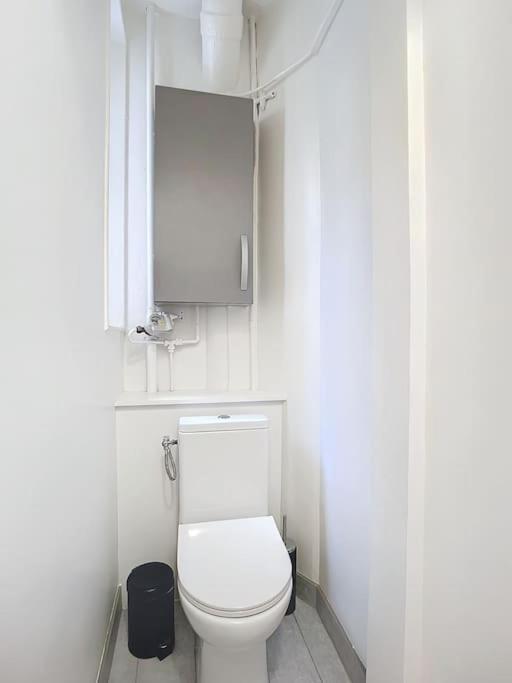 49-le Cocon-metro A 1mn Appartement *